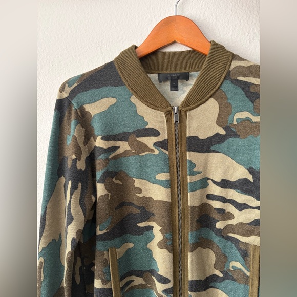 J. Crew Knit Camo Print Zip Front Bomber Jacket Olive Green Women’s Medium - Picture 5 of 11